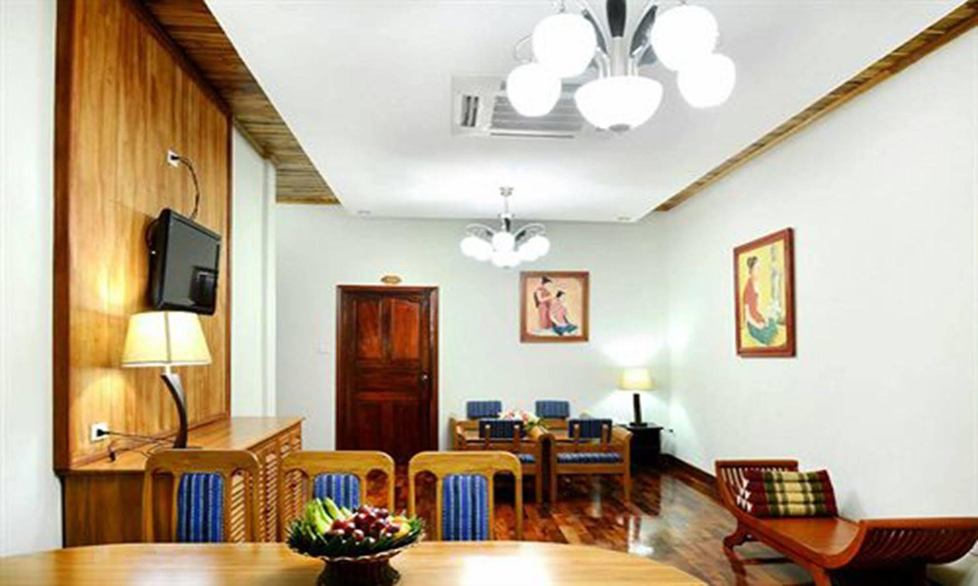 Vansana Luang Prabang Hotel Экстерьер фото