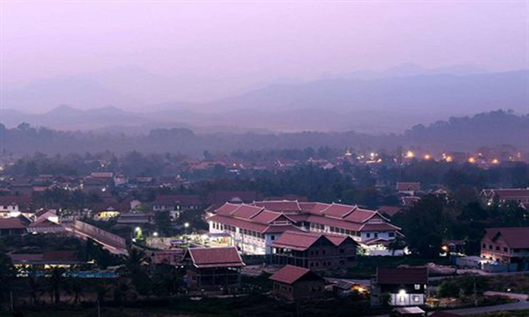 Vansana Luang Prabang Hotel Экстерьер фото